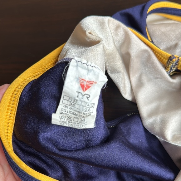 TYR Suit Size 36 - Picture 4 of 4